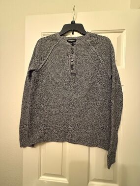 Express Men's Gray Marled Crewneck Henley Sweater